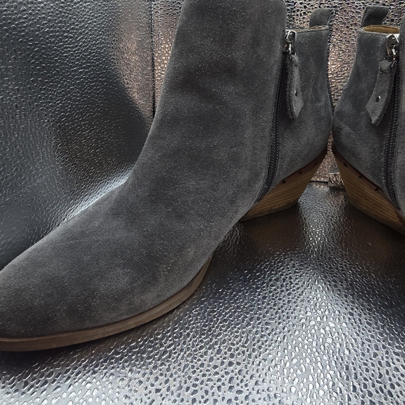 Dr. Scholl's gray Ankle Booties size 9 cute - Picture 3 of 16
